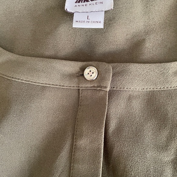 Anne Klein Blouse - Picture 2 of 3